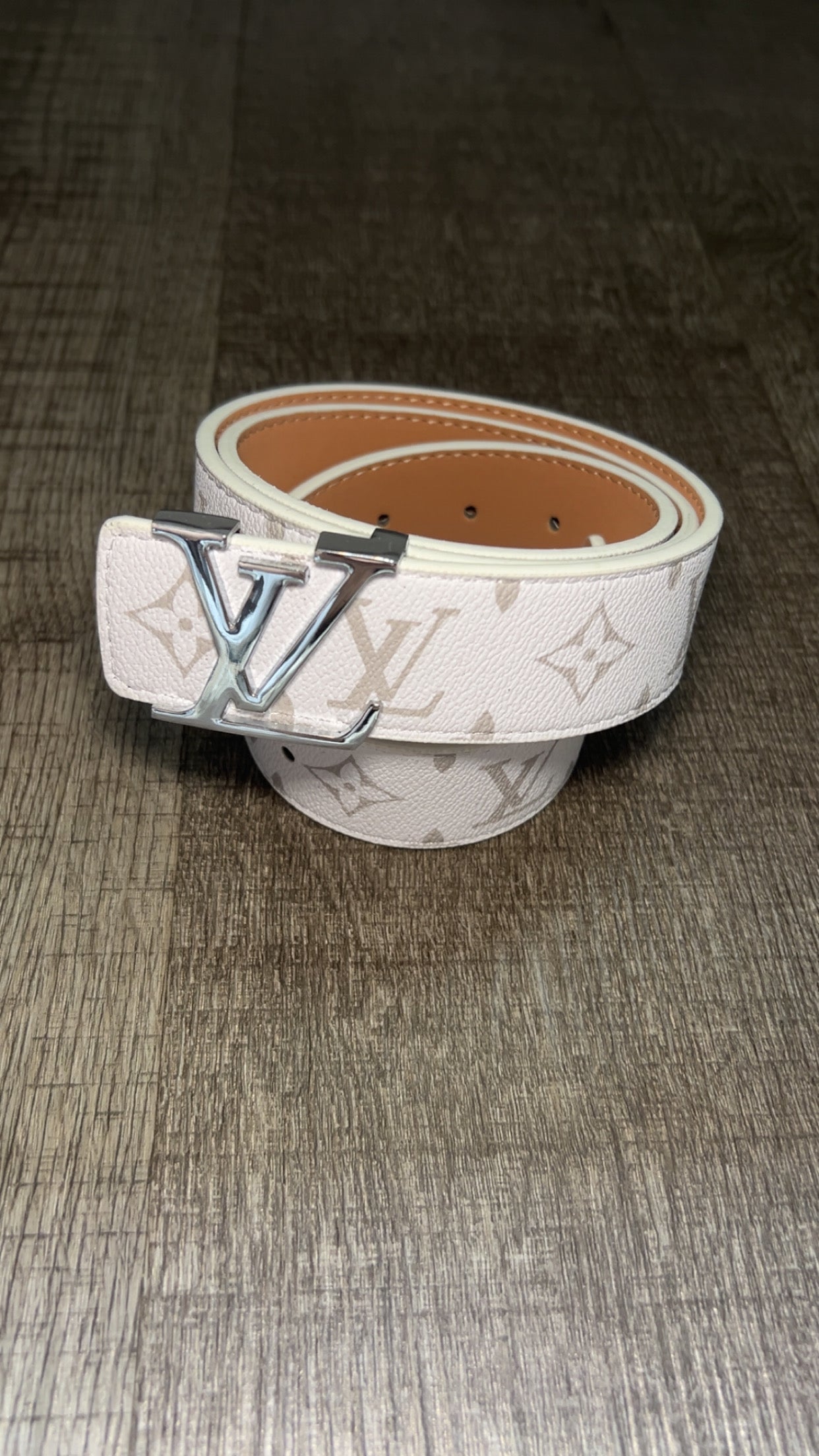 Leather belt