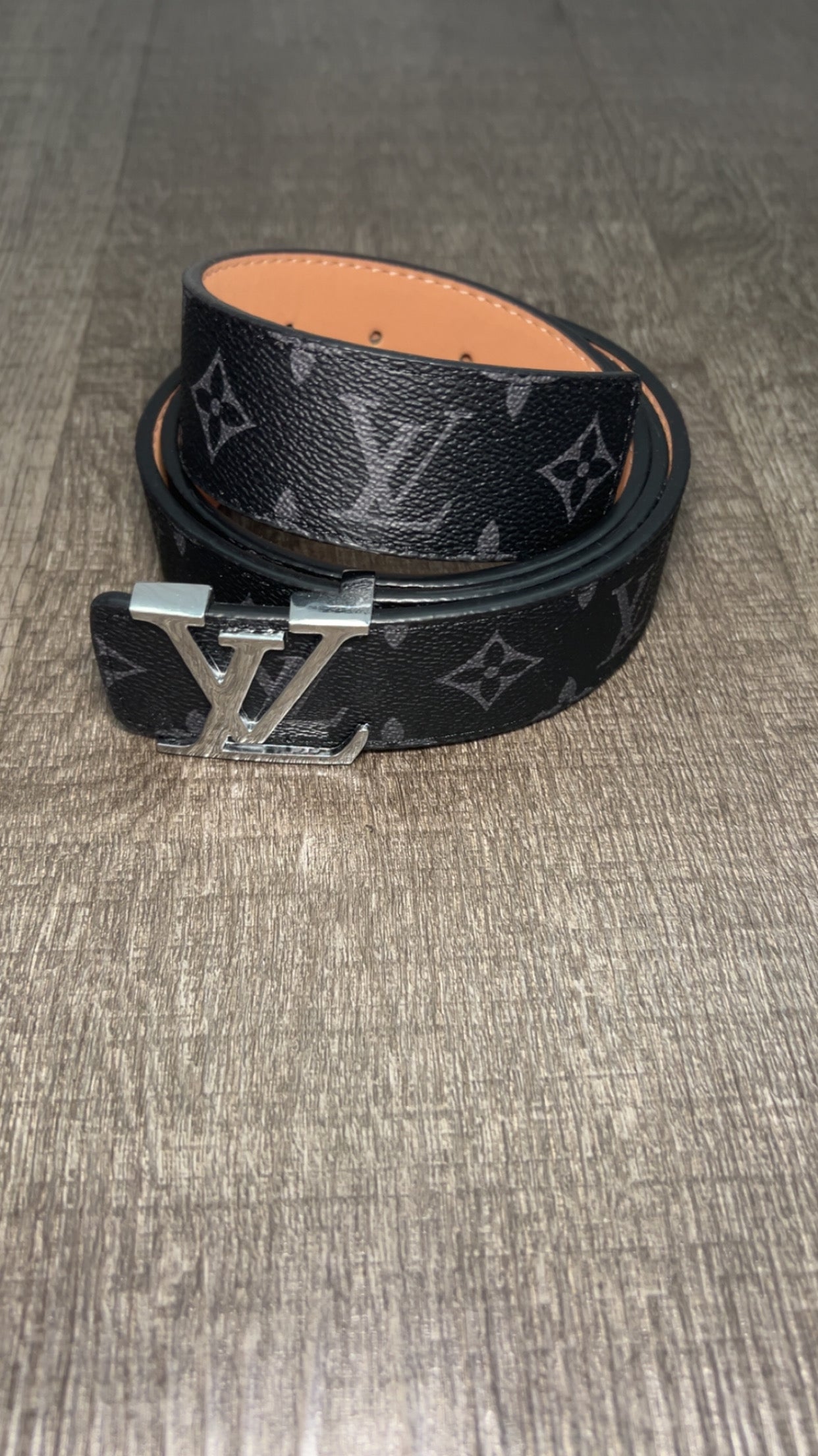 Leather belt