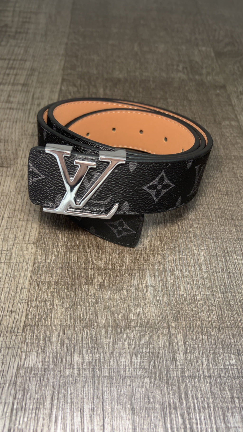 Leather belt